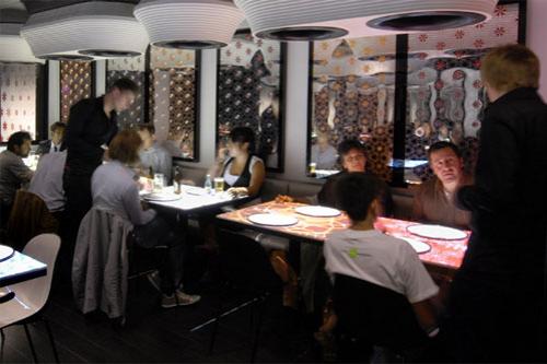 В лондонском ресторане подают цифровые обеды