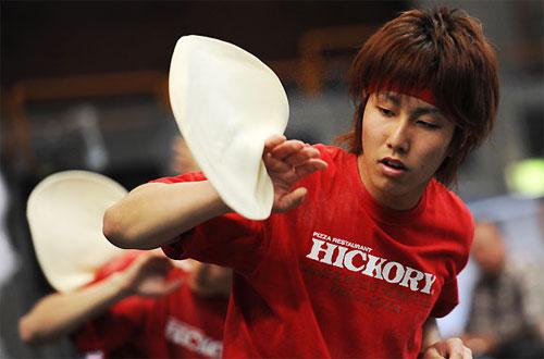 Мастера в Италии показывают пицце-класс