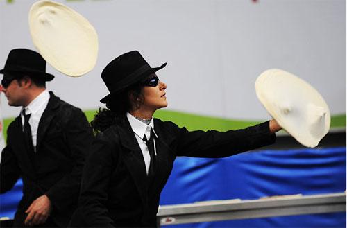 Мастера в Италии показывают пицце-класс