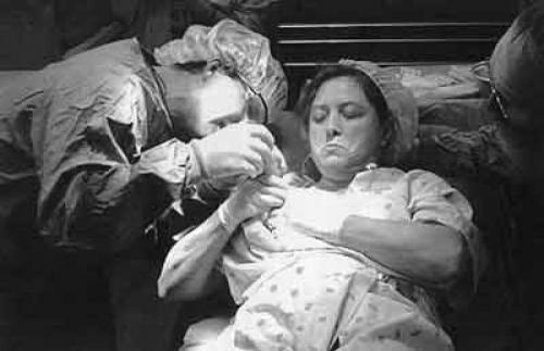 Люди, которые сделали операции сами себе