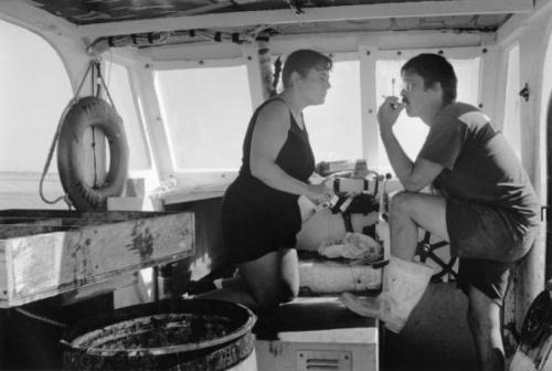 Люди, которые сделали операции сами себе