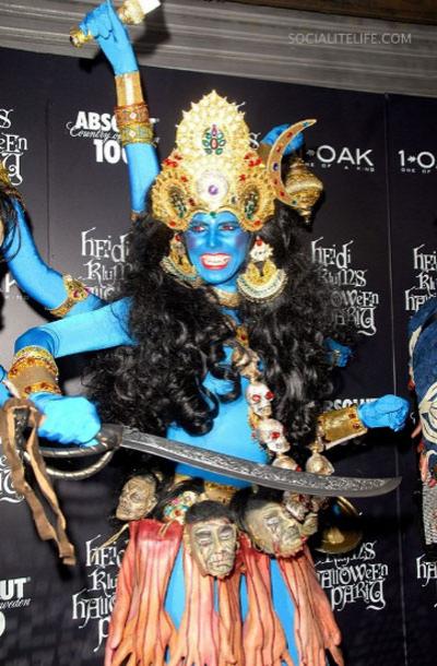 Самые яркие наряды Хэллоуина-2008