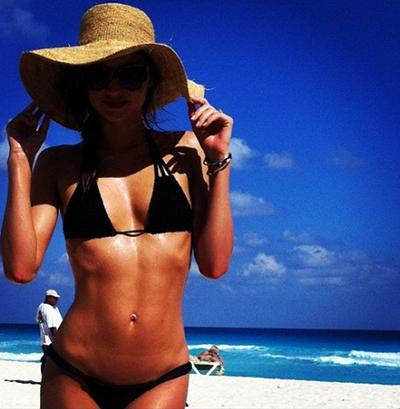 В сети появились личные фотографии топ-моделей из отпуска