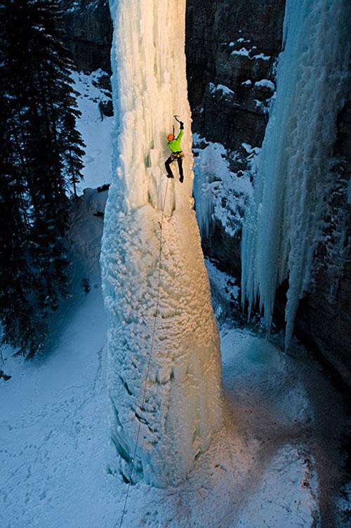 Ледолазы штурмуют «Ледяной клык»