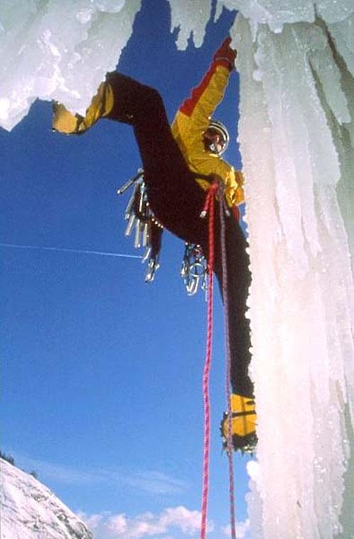 Ледолазы штурмуют «Ледяной клык»