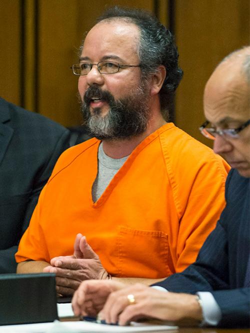 Дети, которые провели много лет в плену у маньяков