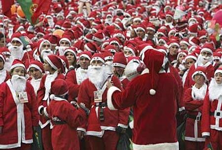 Санта Клаусы собрались на стажировку…