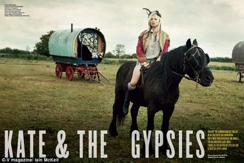 Кейт Мосс сбежала с цыганами