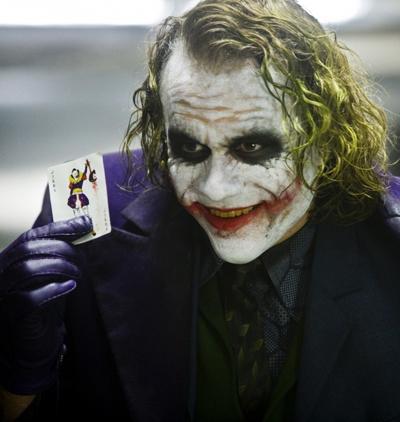 Десятка самых жутких клоунов-киногероев