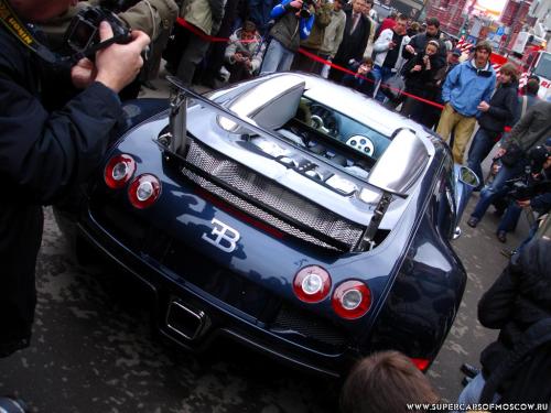 В Москву привезли самый дорогой в мире автомобиль