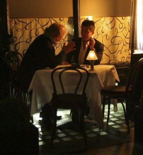 Звездный перекур: знаменитости с сигаретой