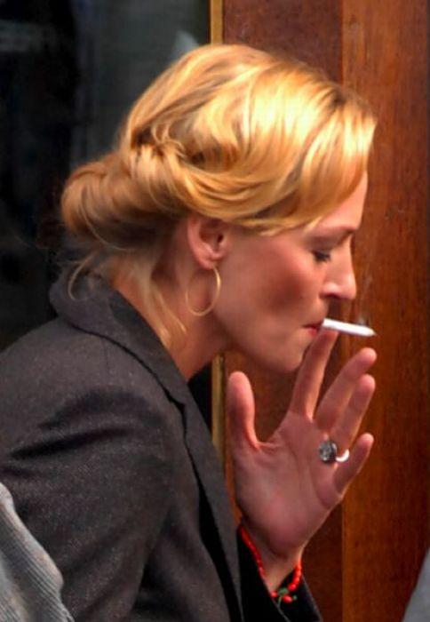 Звездный перекур: знаменитости с сигаретой