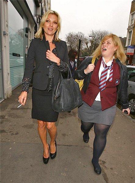 Звездный перекур: знаменитости с сигаретой