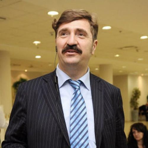 Популярные телеведущие из 90-х тогда и сейчас