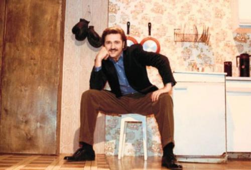 Популярные телеведущие из 90-х тогда и сейчас