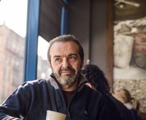 Популярные телеведущие из 90-х тогда и сейчас