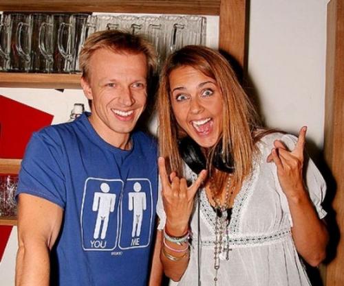 Популярные телеведущие из 90-х тогда и сейчас