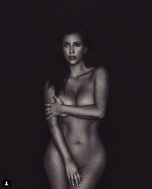 Самые откровенные фото звезды Инстаграма Ким Кардашьян