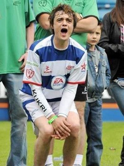 Не в фокусе и не в ракурсе: неудачные фото знаменитостей