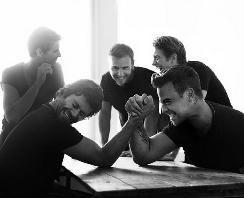 Звезды в объективе знаменитого певца Брайана Адамса