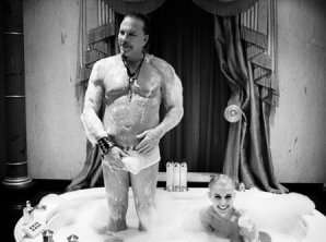 Звезды в объективе знаменитого певца Брайана Адамса