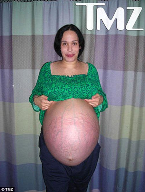 Вторая Анджелина Джоли переплюнула первую по количеству детей