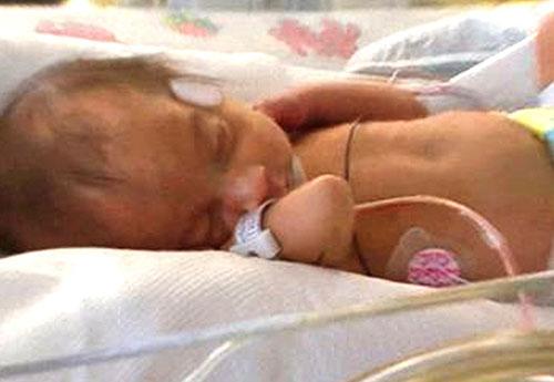 Вторая Анджелина Джоли переплюнула первую по количеству детей