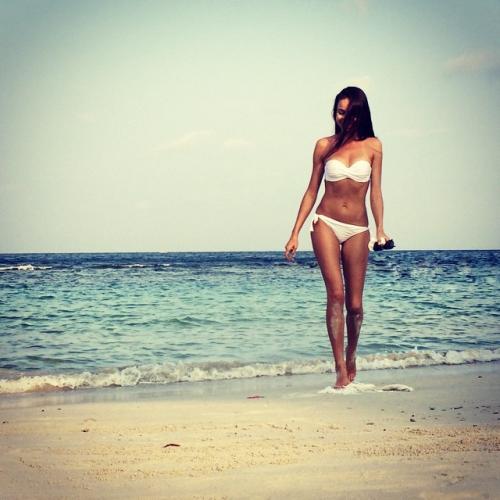 Самые сексуальные фото в соцсетях звезд за 2015 год