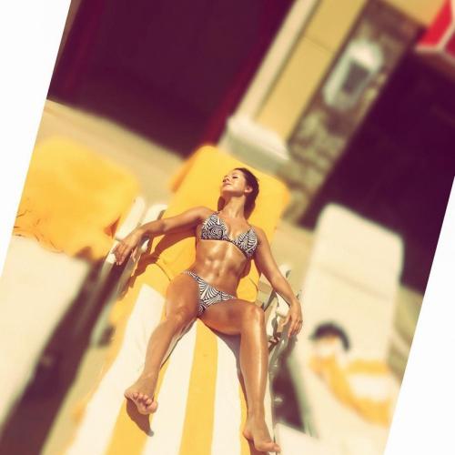 Самые сексуальные фото в соцсетях звезд за 2015 год