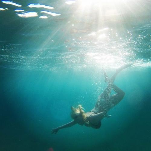 Самые сексуальные фото в соцсетях звезд за 2015 год