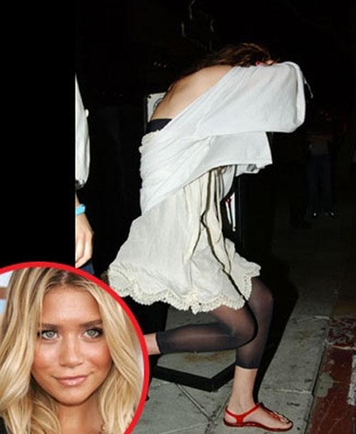 Супермодель Кейт Мосс с другом устроили публичную оргию