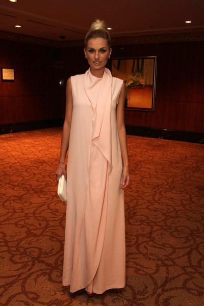 Полину Гагарину и Диму Билана назвали самыми модными