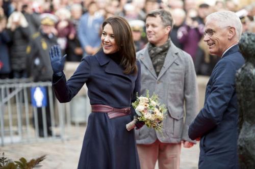 10 самых тренированных женщин королевской крови