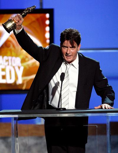 Топ-20 мировых звезд, не окончивших школу