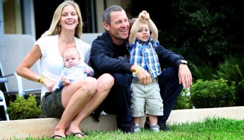 Звезды, родившие с помощью искусственного оплодотворения