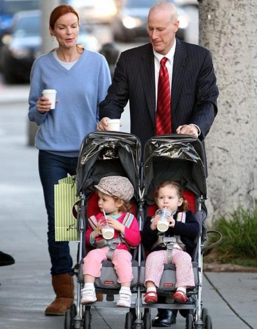 Звезды, родившие с помощью искусственного оплодотворения