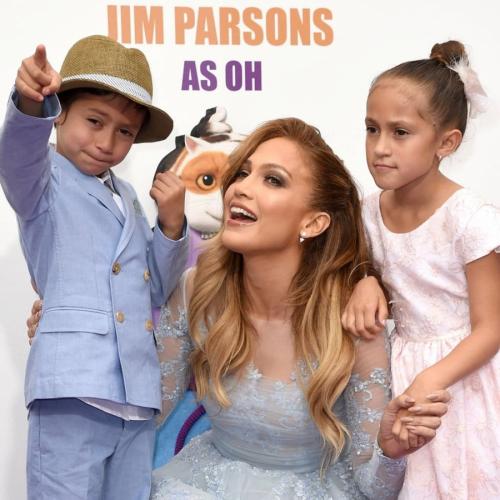 Звезды, родившие с помощью искусственного оплодотворения