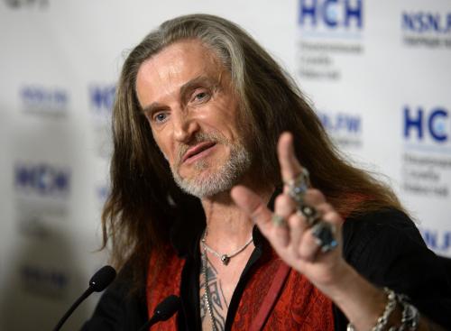 10 российских звезд, которые безнадежно испортили свою репутацию скандалами