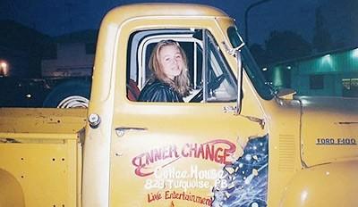 Звезды, выросшие в бедности и в условиях насилия в семье