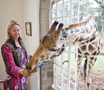 Необычный отель посреди пастбища жирафов