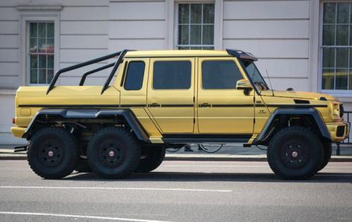 Миллиардер из саудовской Аравии прибыл в лондон со своим личным автопарком