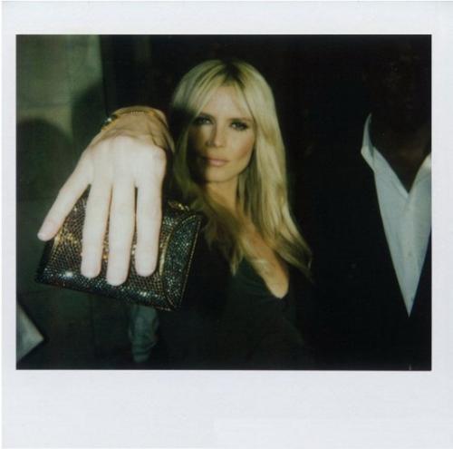 Знаменитости на полароидных снимках