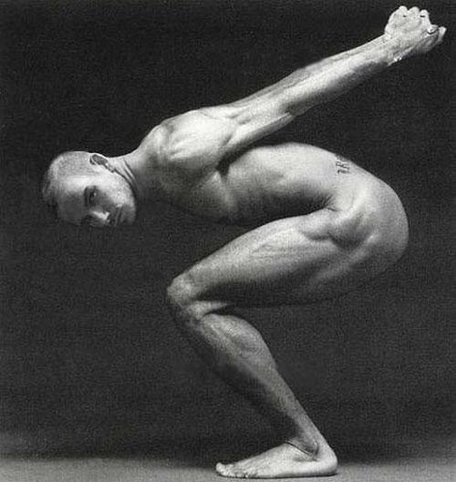 Бэкхем разделся для Армани