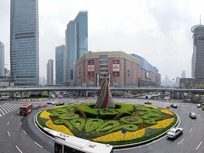 Круглый пешеходный мост в Шанхае