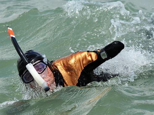 Француз без рук и ног переплыл Ла-Манш