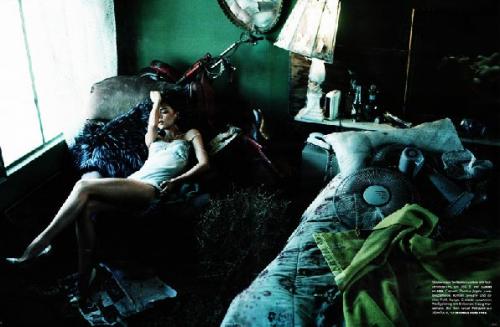 Виктория Бекхэм снялась в объедках