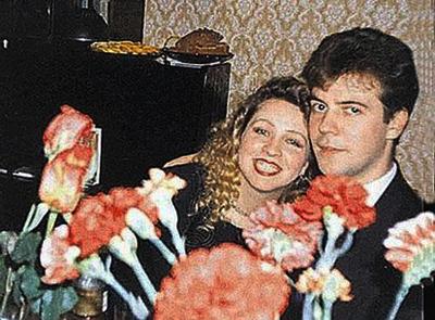 Сквозь годы: политики в детстве, юности и сейчас