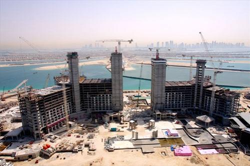 На дубайском острове  сгорела чудо-гостиница