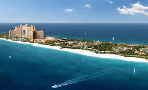 На дубайском острове  сгорела чудо-гостиница