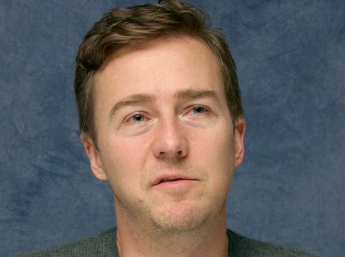 Топ-20 знаменитостей со скверным характером